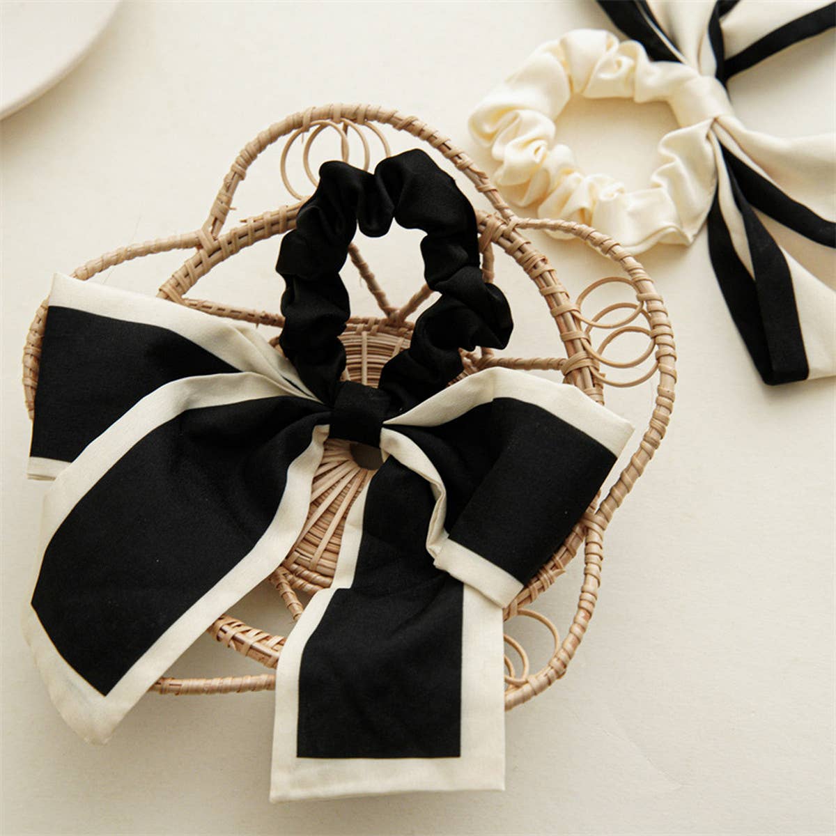 Bow Hair Tie